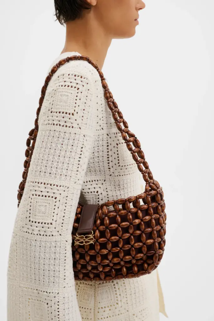 ELVINA TASCHE